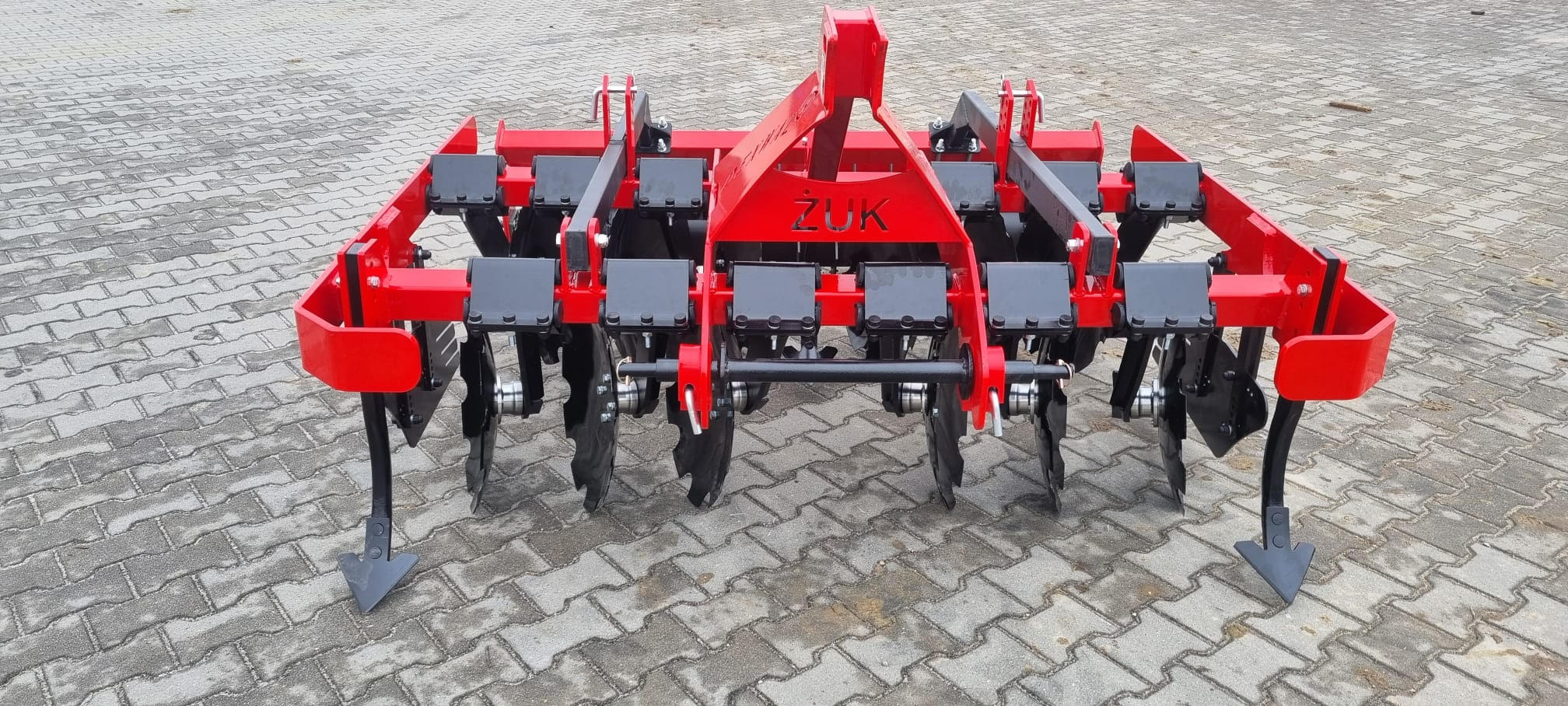 ŽUK krožna brana za hmeljarstvo